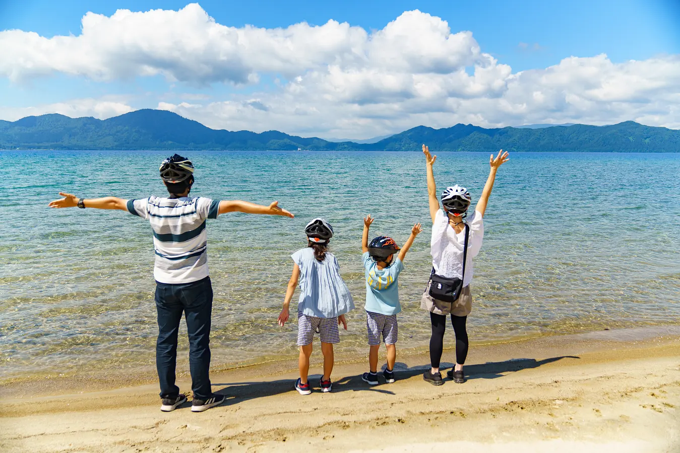 家族で田沢湖を遊びつくす！ サイクリング×手ぶらBBQ ×新感覚キャンプのアウトドアツアー | ブランニューアキタ | アキタファン