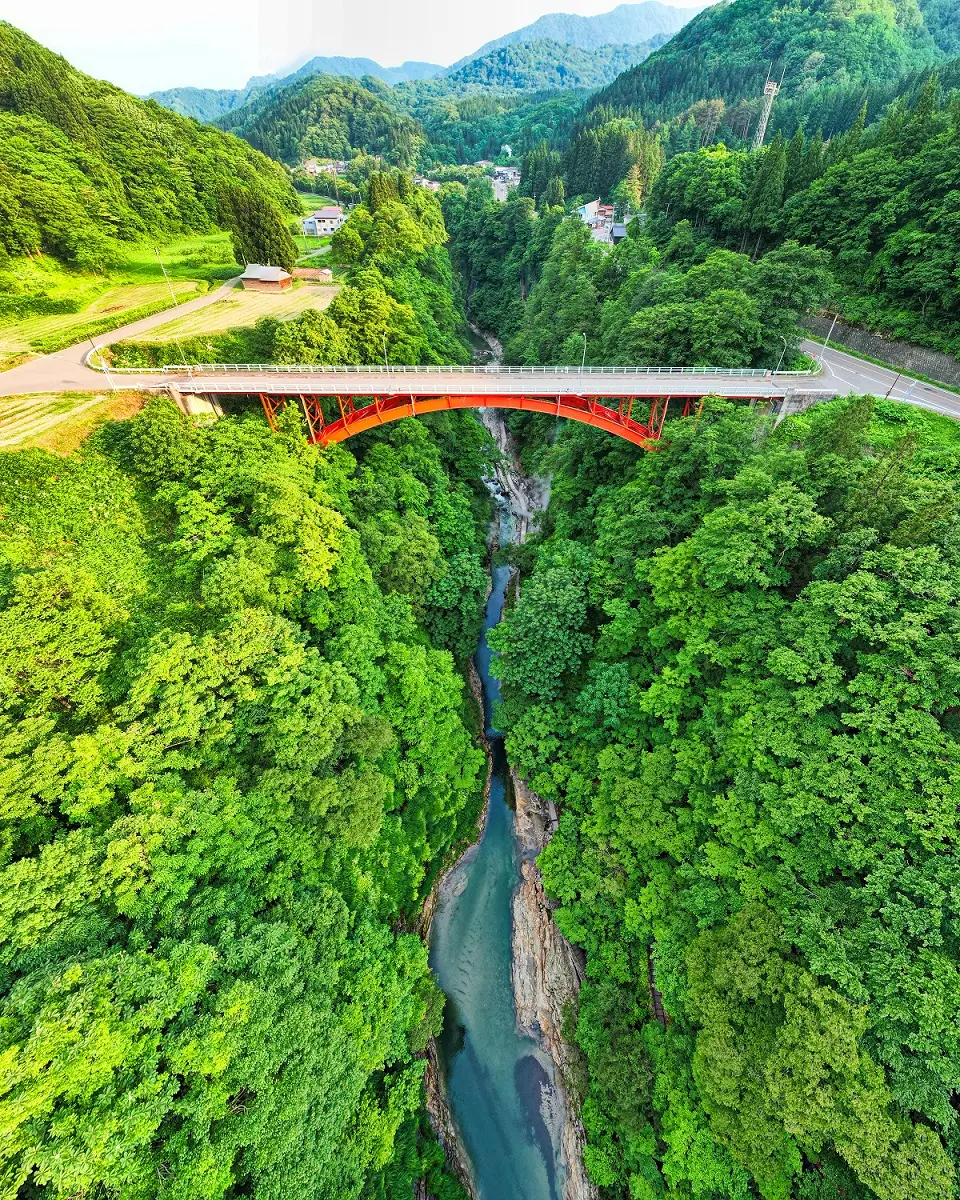 小安峡大噴湯