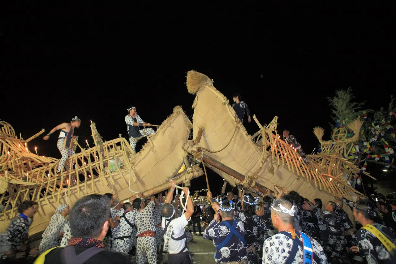 横手の送り盆まつり