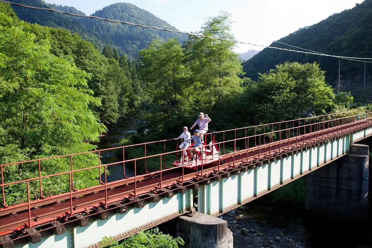 大館・小坂鉄道レールバイク