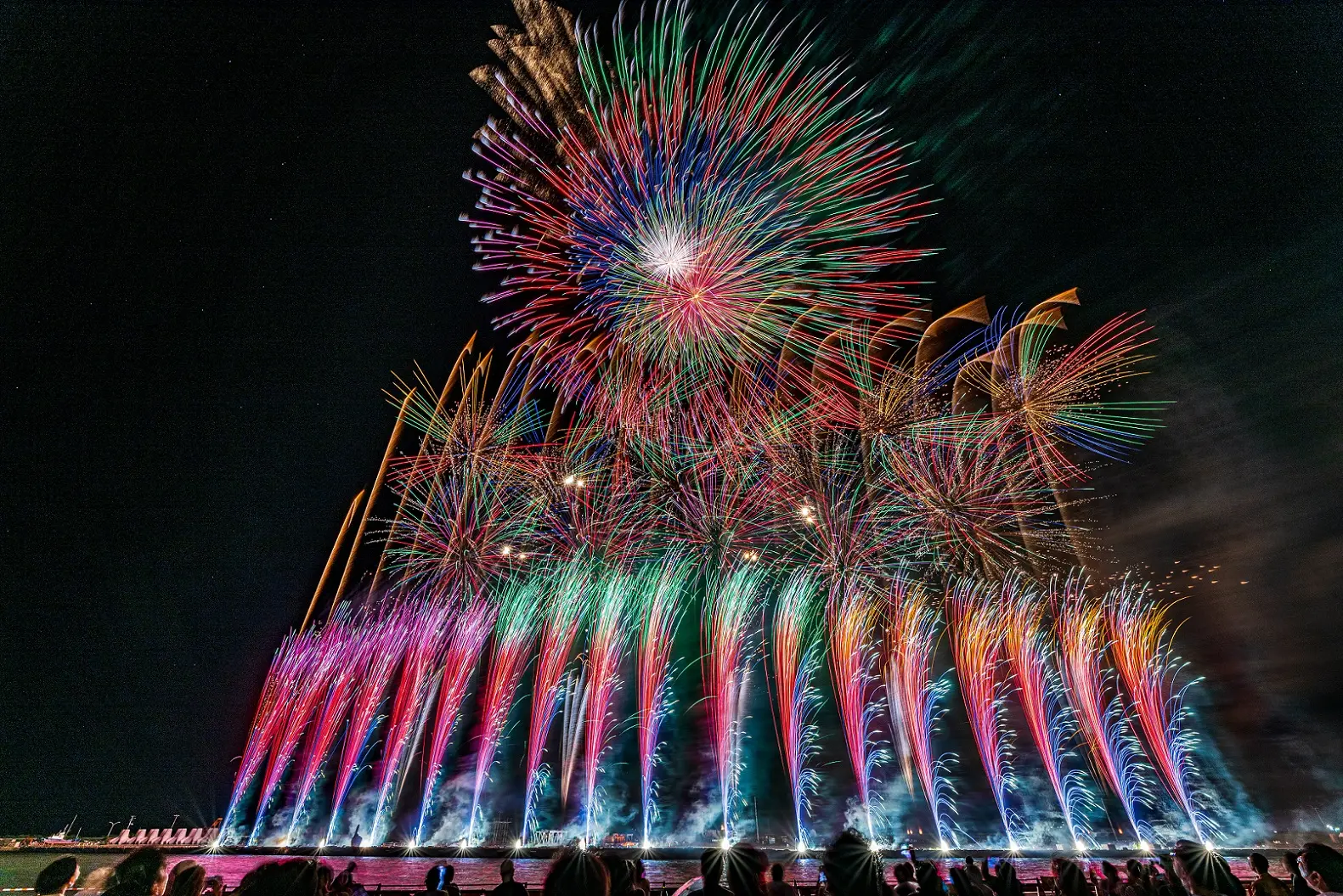 能代港まつり花火大会