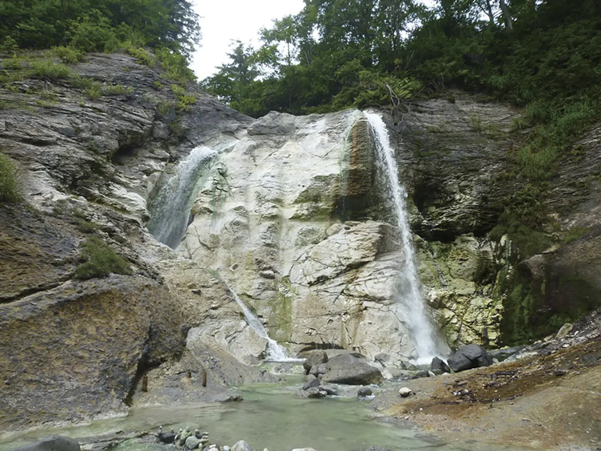 01川原毛大湯滝