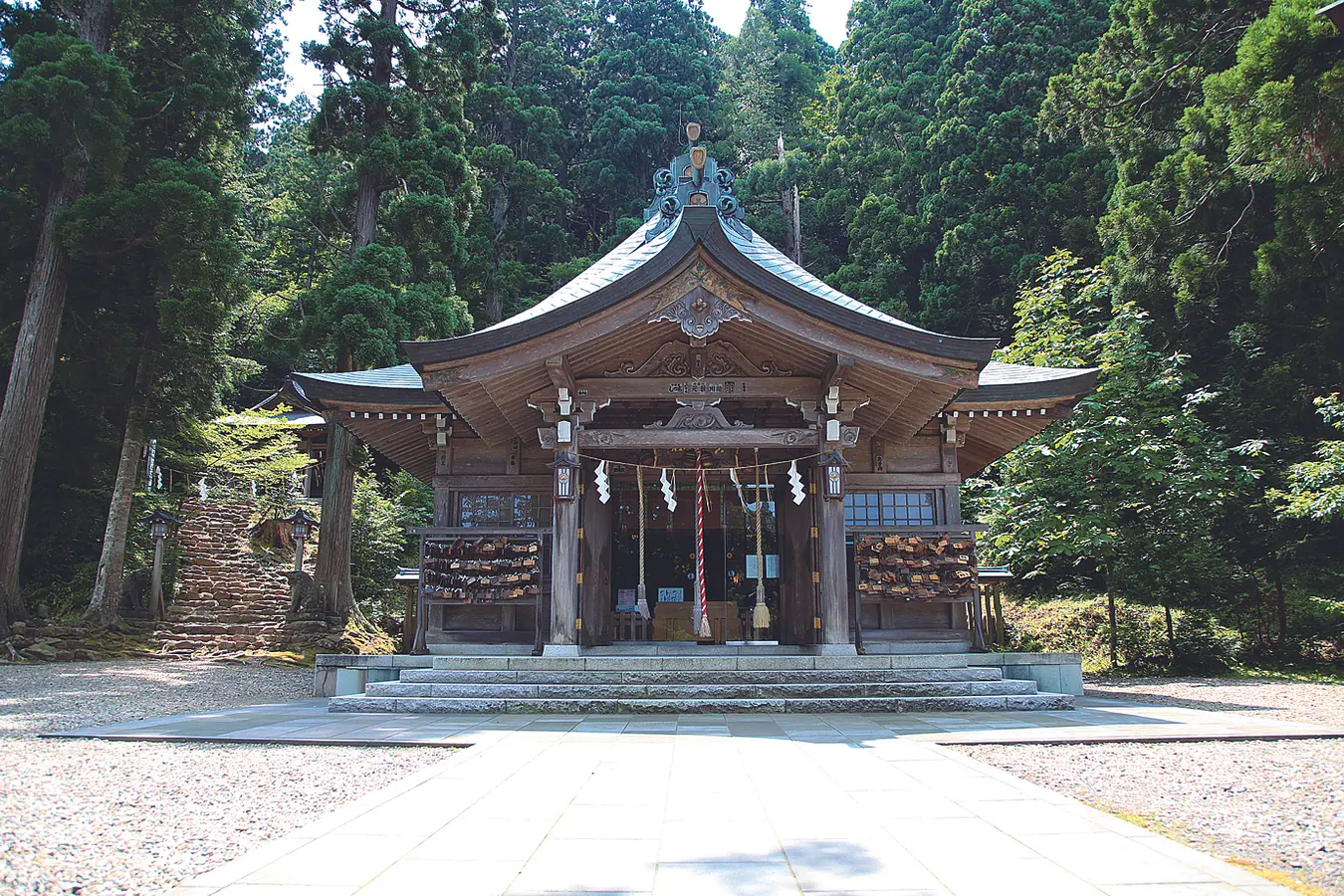 03男鹿真山神社