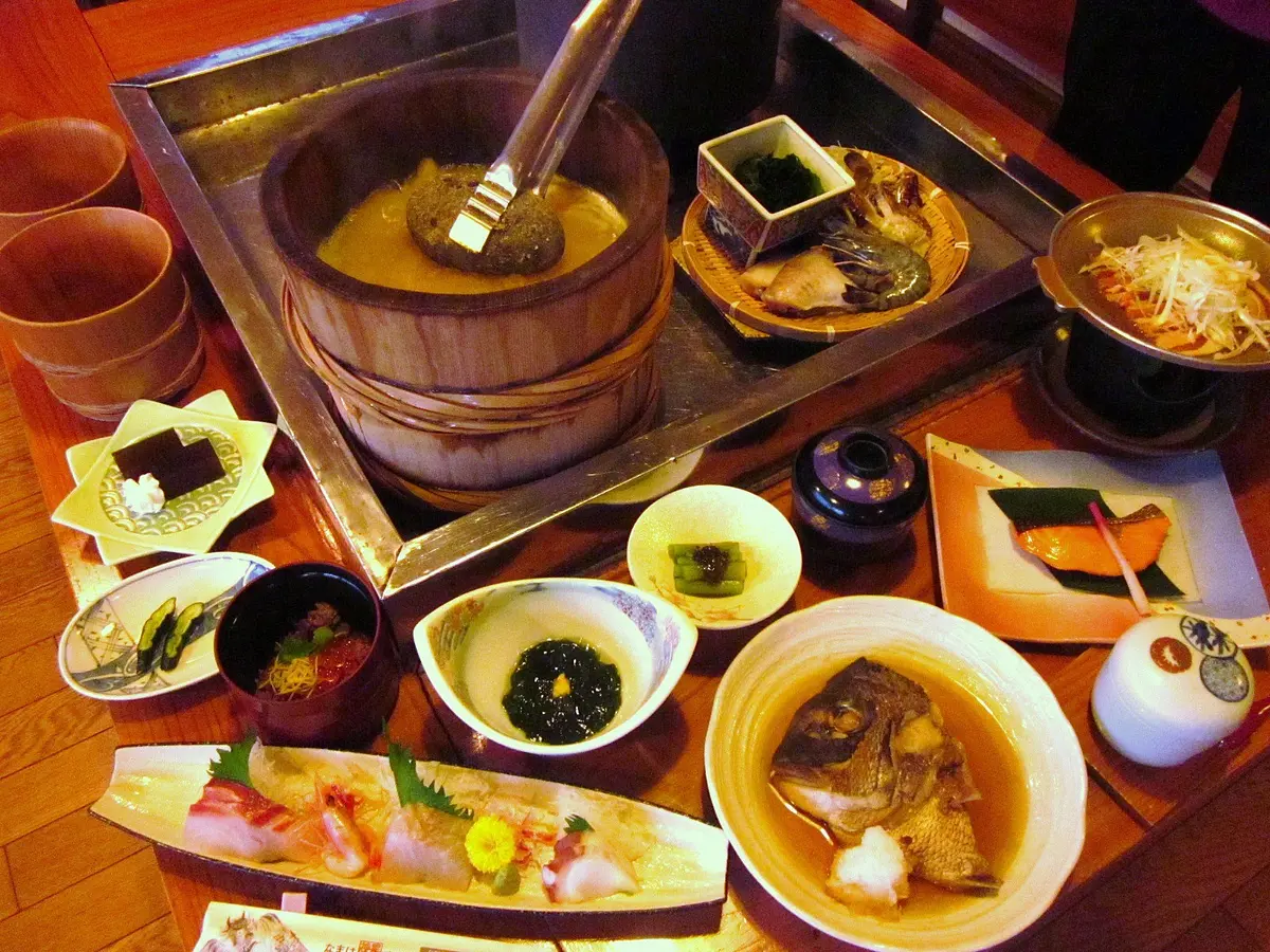 05男鹿温泉郷　元湯雄山閣