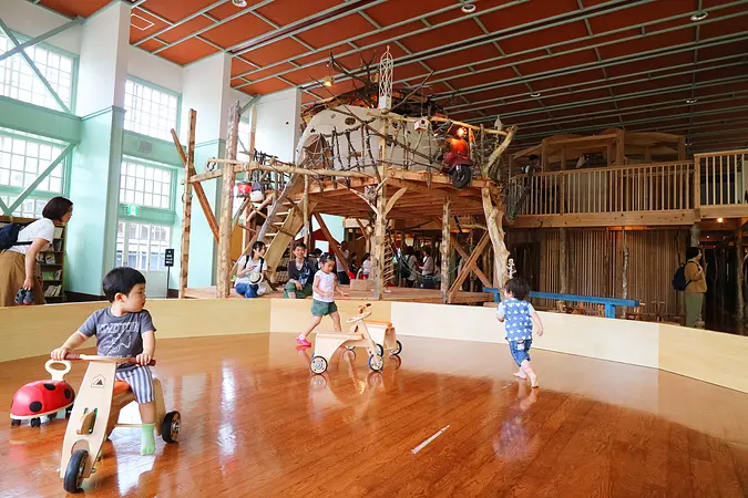 鳥海山木のおもちゃ館