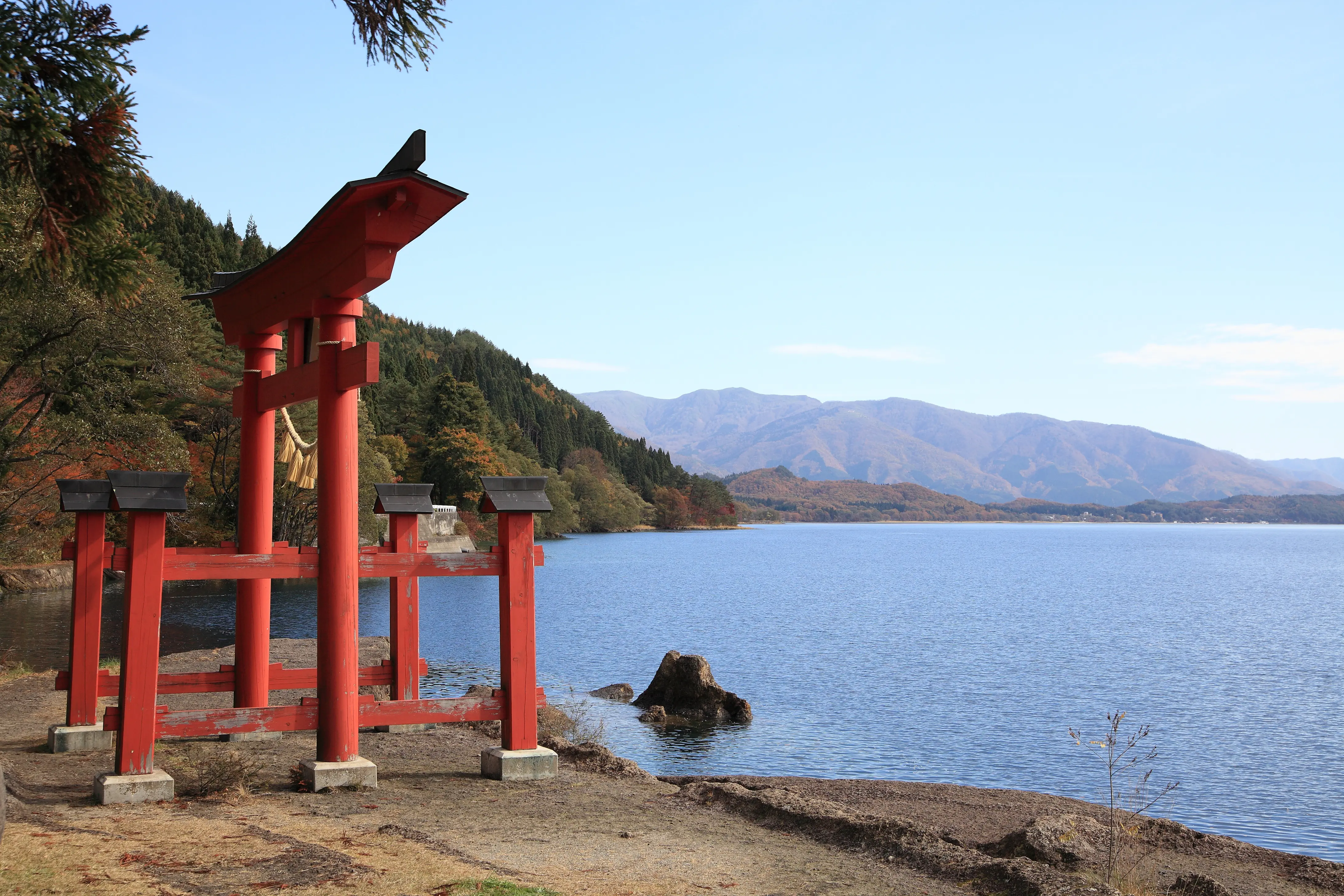 御座石神社