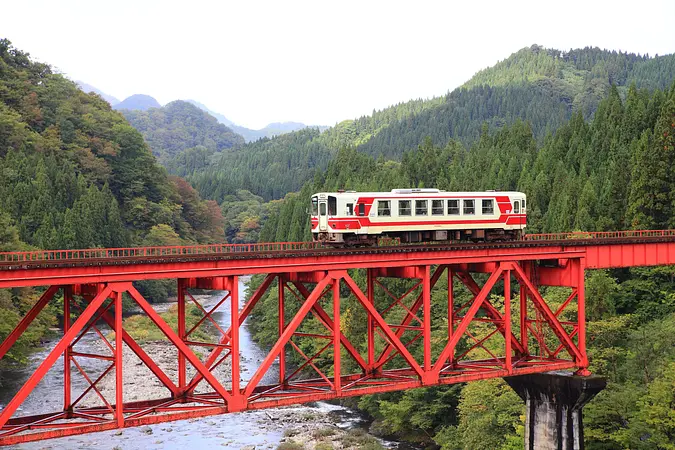 秋田内陸線で行く、家族でマタギ文化に触れる旅