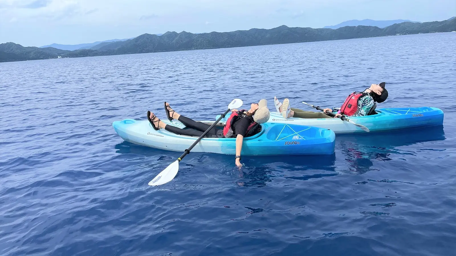 瑠璃色の絶景！田沢湖の魅力を体感できるカヤックで感動体験！ | ブラン
