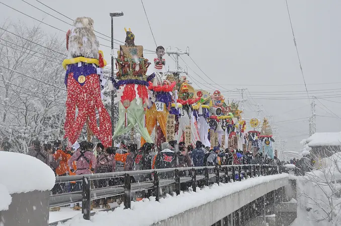 横手の雪まつり　ぼんでん