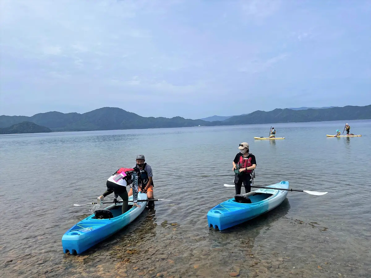 瑠璃色の絶景！田沢湖の魅力を体感できるカヤックで感動体験！ | ブラン