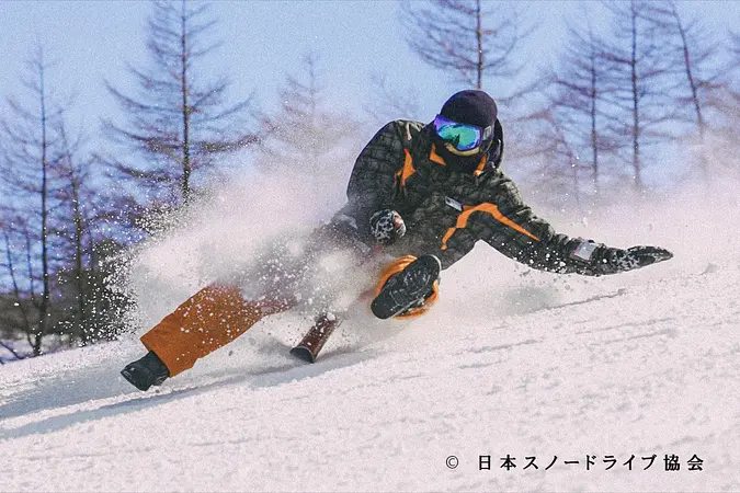 秋田八幡平スキー場　スノードライブ体験