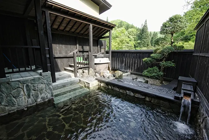 小安峡温泉　湯の宿　元湯くらぶ