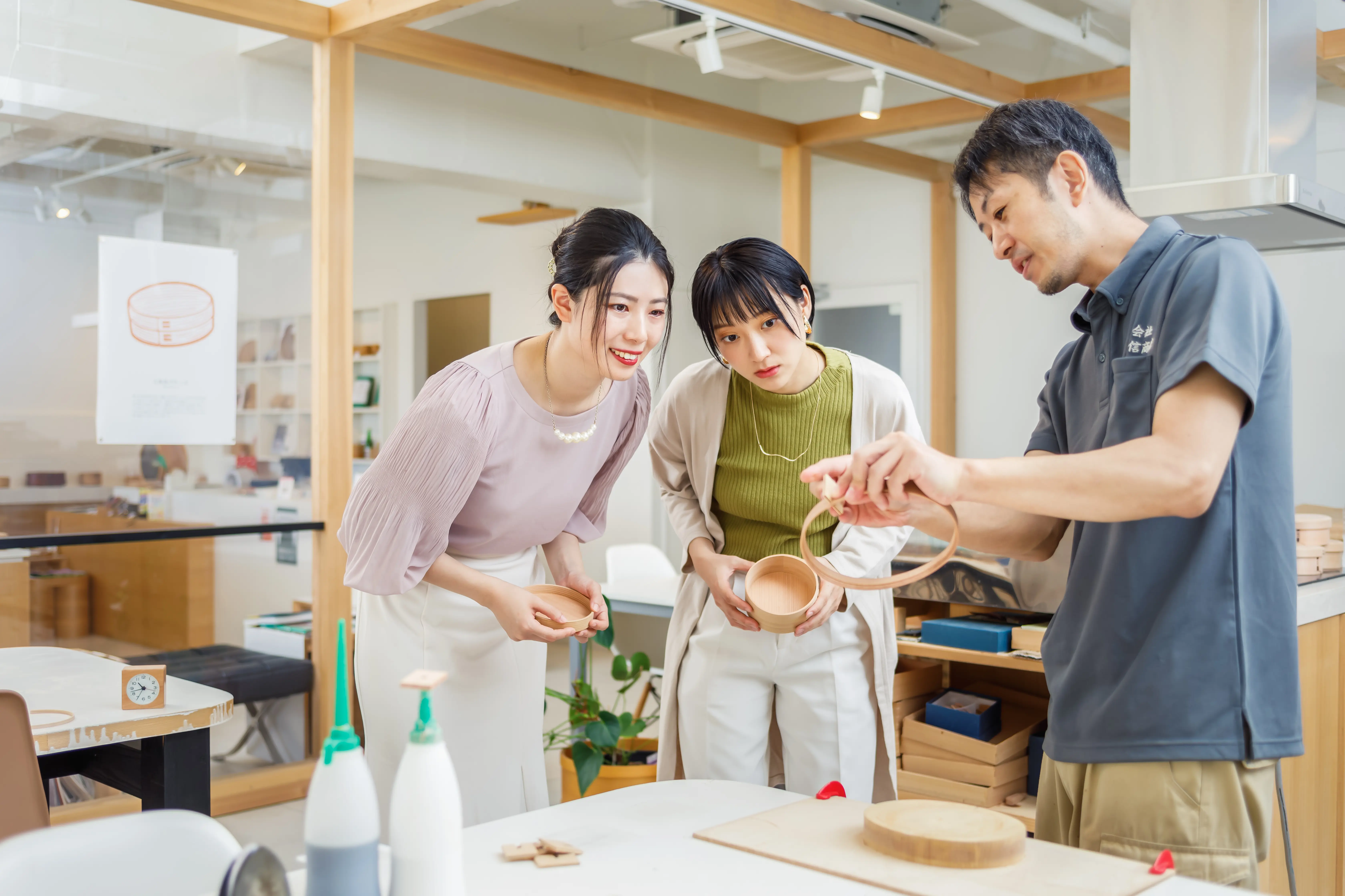 わっぱビルヂング（曲げわっぱ製作体験）