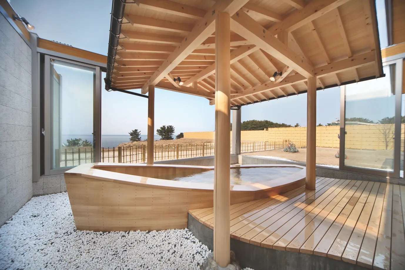 八森いさりび温泉ハタハタ館