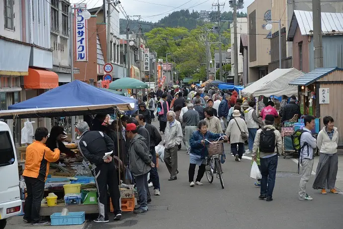 朝市うきうき春まつり【五城目町】