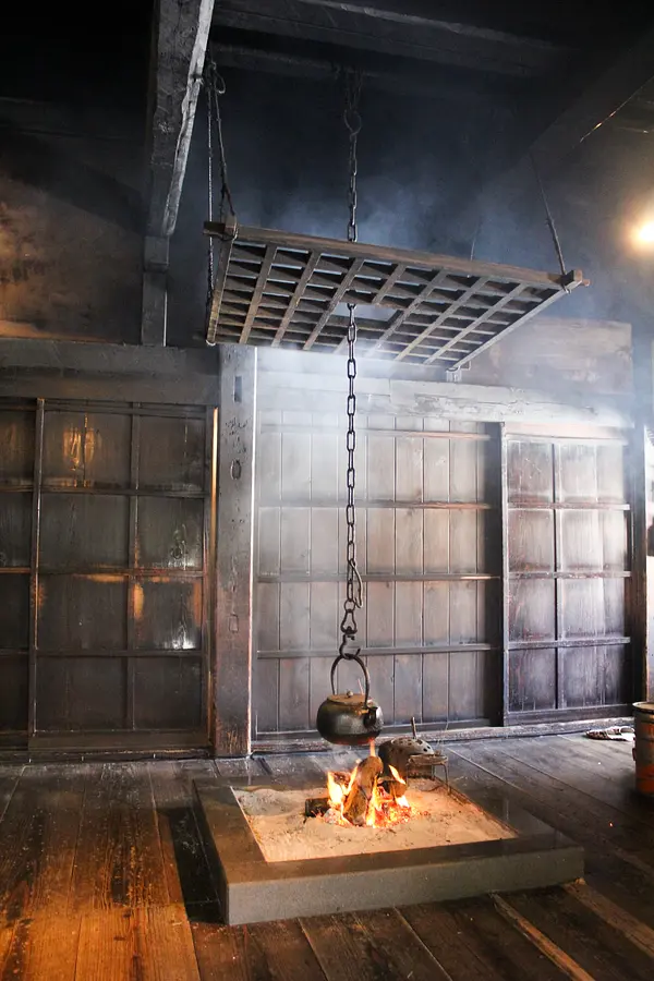 09男鹿真山伝承館