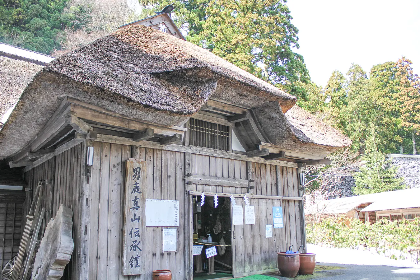 10男鹿真山伝承館