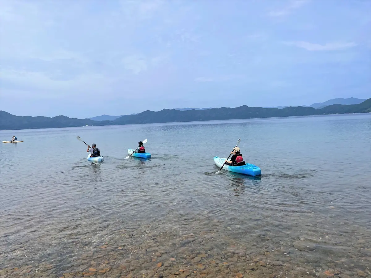 瑠璃色の絶景！田沢湖の魅力を体感できるカヤックで感動体験！ | ブラン